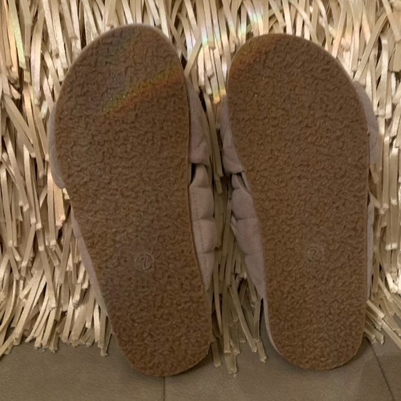 NWOB Seychelles Wide Awake Grey sandal - Picture 7 of 7